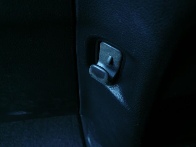 Ｎ－ＢＯＸ Ｇ・Ｌパッケージ　純正ＣＤ／ラジオ・オーディオ　ＥＴＣ　Ｗエアバック　Ｐスタートスマートキー　プラズマクラスター搭載・エアコン　フルフラット　シートバックテーブル（折り畳み式）　両側Ｐスライドドア（左電動ピタ駐ミラー（28枚目）