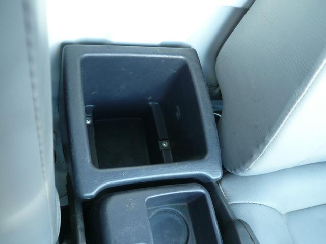 �T�C�h�u���[�L����A���E���z����ɕ֗��ȃX�y�[�X������܂���