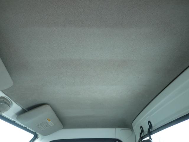 キャリイトラック 　パワーゲートリフター　垂直式　パートタイム４ＷＤ　５ＭＴ　ＡＣヤシマ産業　三方間　格子型鳥居　鳥居プロテクター　荷台枠ゴム　運転席エアバッグ　タイヤ交換済　ＥＴＣ（22枚目）