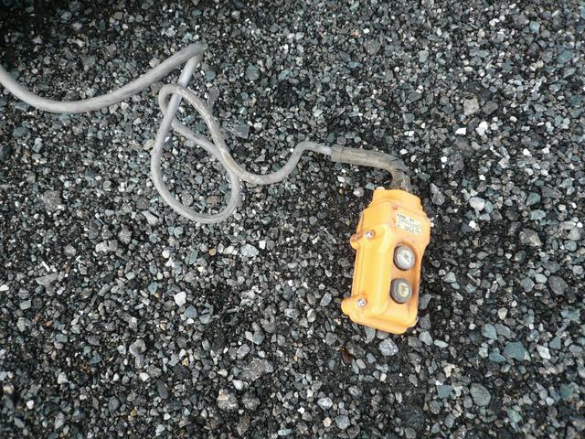 キャリイトラック 　パワーゲートリフター　垂直式　パートタイム４ＷＤ　５ＭＴ　ＡＣヤシマ産業　三方間　格子型鳥居　鳥居プロテクター　荷台枠ゴム　運転席エアバッグ　タイヤ交換済　ＥＴＣ（29枚目）