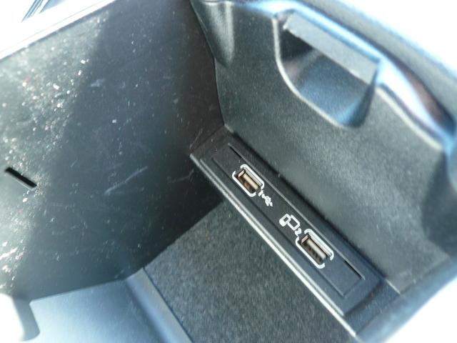 �A�[�����X�g�����ɂt�r�a������������܂����Q�@���y�P�z�͉��y�f�[�^�[�p�y�Q�z�͂`���������b�����o���������̐ڑ��p�ł��B