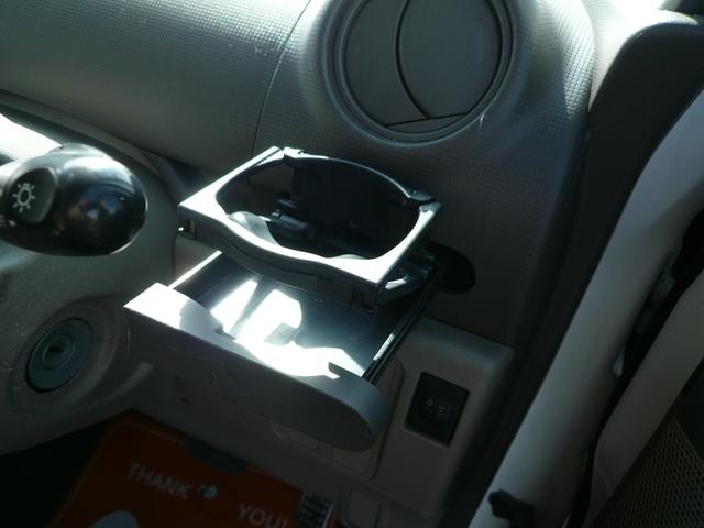 タント 　車いすスローパー　車いす１台　リア席なし　３人乗り　エアコン　キーレス　左右非対称リアドア（右：通常ドア・左：スライドドア）盗難防止装置　電動固定装置　スロープ（手動引き出し式）（22枚目）