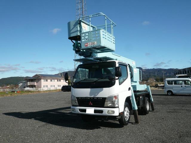 キャンター 　高所作業車　アイチコーポレーション　インパネ５ＭＴ　エアコン　カーラジオ付き　取扱説明書　運転席エアバッグ　坂道発進補助装置３人乗り　パワーウィンドウ　ドアバイザ　後輪Ｗ（2枚目）