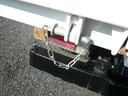 強化フルフラットローダンプ　強化ダンプ　低床　ＡＳＲ機能付き　ＤＰＲ装着　２０００ｋｇ積載３人乗り　運転席エアバック　エアコン　チューナー　ＥＴＣ　ＰＷパワステ　坂道発進補助装置付き　コボレーン（シート付き）後輪Ｗキーレス（49枚目）
