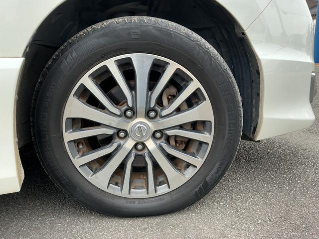 セレナ ハイウェイスターＳ－ＨＶアドバンスドセーフティパック　両側電動スライドドア・衝突軽減ブレーキ・アラウンドビューモニター・スマートキー・プッシュスタート・ナビ・フリップダウンモニター・ＥＴＣ（17枚目）