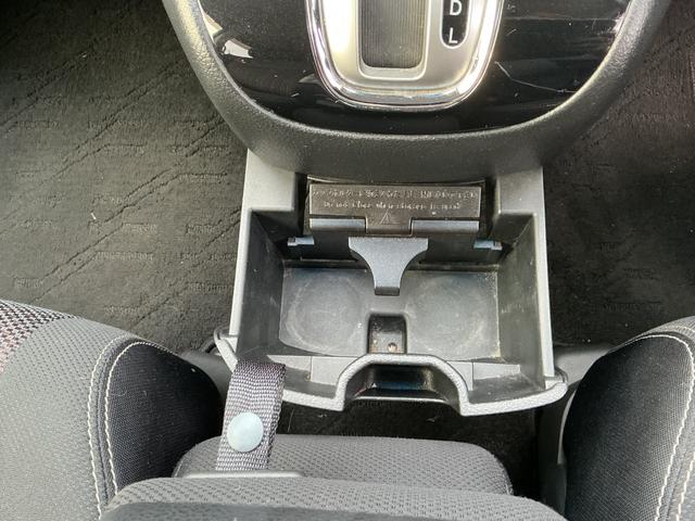 セレナ ハイウェイスターＳ－ＨＶアドバンスドセーフティパック　両側電動スライドドア・衝突軽減ブレーキ・アラウンドビューモニター・スマートキー・プッシュスタート・ナビ・フリップダウンモニター・ＥＴＣ（43枚目）