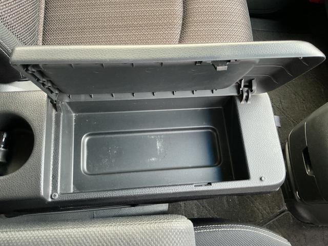 セレナ ハイウェイスターＳ－ＨＶアドバンスドセーフティパック　両側電動スライドドア・衝突軽減ブレーキ・アラウンドビューモニター・スマートキー・プッシュスタート・ナビ・フリップダウンモニター・ＥＴＣ（61枚目）