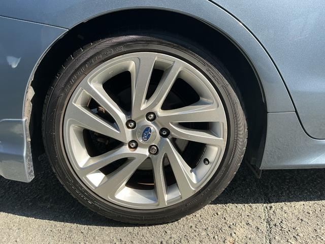 レヴォーグ 1.6GT-Sアイサイト 衝突軽減ブレーキ・純正ナビ・TV・クルーズコントロール・パドルシフト・ETC・バックカメラ・スマートキー・プッシュスタート・ブラインドスポットモニター(18枚目)