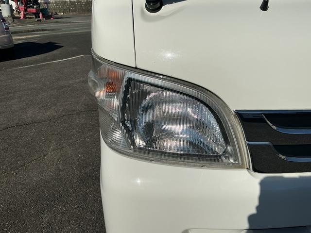 ハイゼットトラック エアコン・パワステスペシャルＶＳ　４ＷＤ・ＭＴ車・ナビ・ＴＶ・ドラレコ（11枚目）