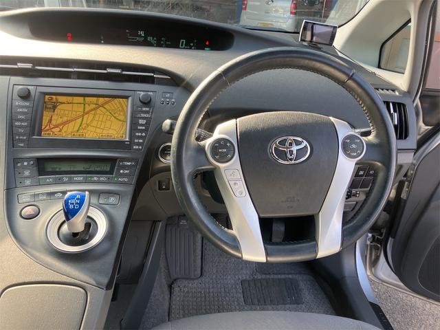 プリウス Ｓツーリングセレクション　ＥＴＣ　バックカメラ　ナビ　ＴＶ　クリアランスソナー　オートクルーズコントロール　パークアシスト　アルミホイール　オートライト　ＬＥＤヘッドランプ　ヘッドライトウォッシャー　スマートキー（3枚目）
