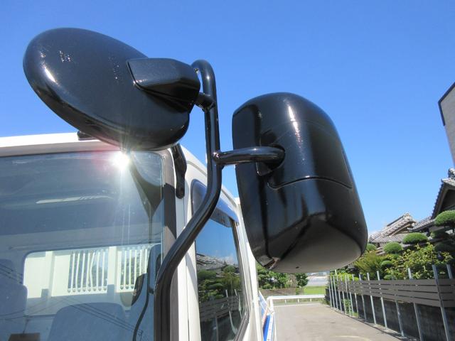 ダンプ　４トン　４ｔ　電動コボレーン　６速マニュアル車　６ＭＴ　左電動格納ミラー　集中ドアロック　運転席エアバッグ　ＥＴＣ　ディーゼルターボ(29枚目)