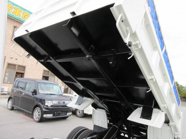 エルフトラック フルフラットローダンプ　３トン　３ｔ　全低床　ダンプ　コボレーン　キーレス　荷台全塗装済み　ディーゼルターボ　６ＭＴ　６速マニュアル車（54枚目）