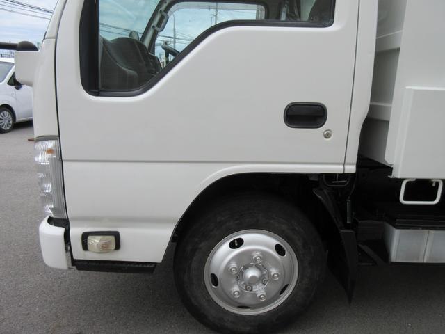エルフトラック 　ダンプ　高床　２トン　２ｔ　５ＭＴ　５速マニュアル車　ディーゼルターボ　コボレーン　荷台塗装済み　ビニールシートカバー　ＥＴＣ　キーレス　坂道発進補助装置（31枚目）