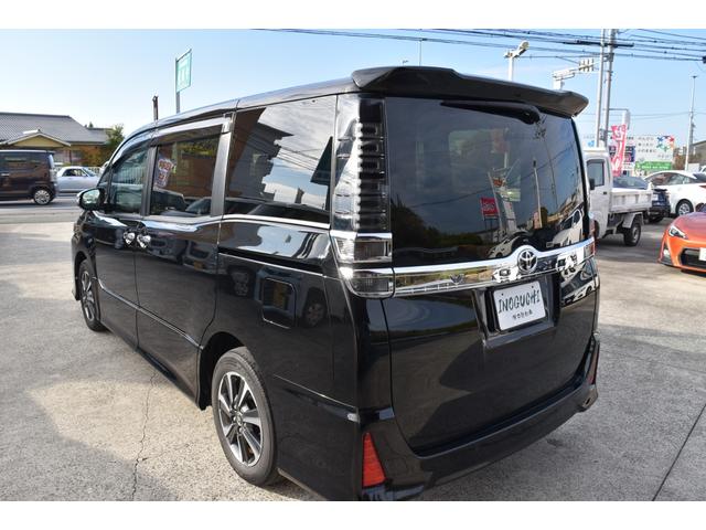 ヴォクシー ZS 煌III 9インチ純正ナビ TV ブルートゥース 純正リヤモニター バックカメラ ETC パーキングセンサー デュアルオートエアコン シートバックテーブル ロールサンシェード 両側パワースライド USBポート(10枚目)