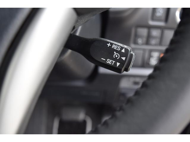 ヴォクシー ZS 煌III 9インチ純正ナビ TV ブルートゥース 純正リヤモニター バックカメラ ETC パーキングセンサー デュアルオートエアコン シートバックテーブル ロールサンシェード 両側パワースライド USBポート(25枚目)