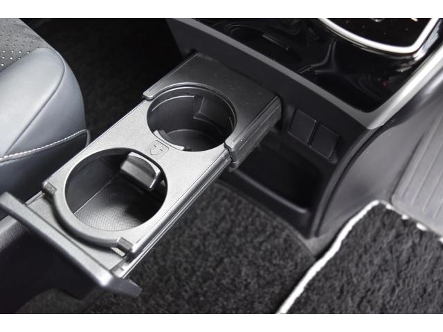 ヴォクシー ZS 煌III 9インチ純正ナビ TV ブルートゥース 純正リヤモニター バックカメラ ETC パーキングセンサー デュアルオートエアコン シートバックテーブル ロールサンシェード 両側パワースライド USBポート(49枚目)