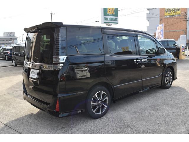 ヴォクシー ZS 煌III 9インチ純正ナビ TV ブルートゥース 純正リヤモニター バックカメラ ETC パーキングセンサー デュアルオートエアコン シートバックテーブル ロールサンシェード 両側パワースライド USBポート(62枚目)