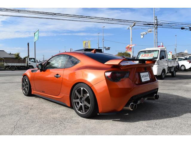 86 GT キーフリー ENKEI PF07アルミ HKSデュアルマフラー 社外Rスポイラー 社外ヘッドライト・テールレンズ TRDエアロ ナビ TV DVD ブルートゥース バックカメラ 社外シフトノブ ETC(45枚目)