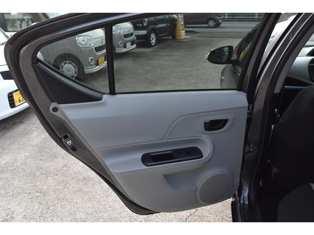 アクア S スマートキー 純正ナビ ワンセグTV ETC オートライト オートエアコン センターアームレスト モード切替スイッチ(19枚目)