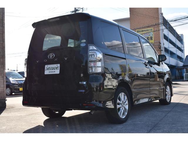 ヴォクシー ZS キーフリー 純正ナビ ワンセグTV ブルートゥース バックカメラ 左側パワースライド オートディスチャージドランプ デュアルオートエアコン パドルシフト オーバーヘッドコンソール 7人乗(12枚目)