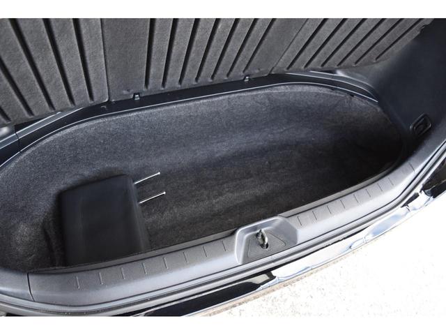 ヴォクシー ZS キーフリー 純正ナビ ワンセグTV ブルートゥース バックカメラ 左側パワースライド オートディスチャージドランプ デュアルオートエアコン パドルシフト オーバーヘッドコンソール 7人乗(18枚目)