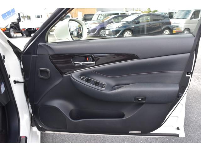 クラウンハイブリッド アスリートS 純正ディスプレイ パノラミックビュー サンルーフ セーフティセンス クリアランスソナー シートベンチレーション ステアリングヒーター オートエアコン LEDヘッドライト パワーシート LDA クルコン(38枚目)