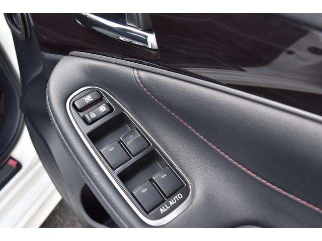 クラウンハイブリッド アスリートS 純正ディスプレイ パノラミックビュー サンルーフ セーフティセンス クリアランスソナー シートベンチレーション ステアリングヒーター オートエアコン LEDヘッドライト パワーシート LDA クルコン(57枚目)