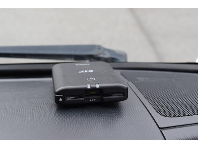 ダイナトラック フルジャストロー　衝突被害軽減ブレーキ　アイドルストップ　バックカメラ　Ｆコーナーセンサー　ＥＴＣ　左電動格納ミラー　パワーウィンドウ　集中ドアロック　２トン　２ｔ　ＡＴ　オートマ　リヤダブルタイヤ（11枚目）