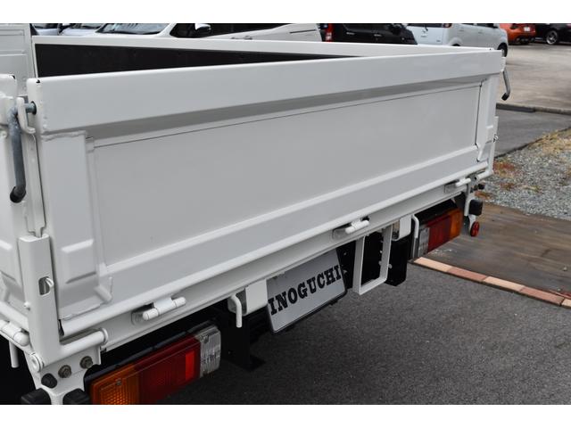 ダイナトラック フルジャストロー　衝突被害軽減ブレーキ　アイドルストップ　バックカメラ　Ｆコーナーセンサー　ＥＴＣ　左電動格納ミラー　パワーウィンドウ　集中ドアロック　２トン　２ｔ　ＡＴ　オートマ　リヤダブルタイヤ（25枚目）