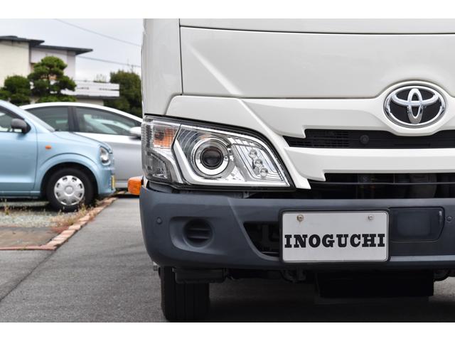 ダイナトラック フルジャストロー　衝突被害軽減ブレーキ　アイドルストップ　バックカメラ　Ｆコーナーセンサー　ＥＴＣ　左電動格納ミラー　パワーウィンドウ　集中ドアロック　２トン　２ｔ　ＡＴ　オートマ　リヤダブルタイヤ（29枚目）