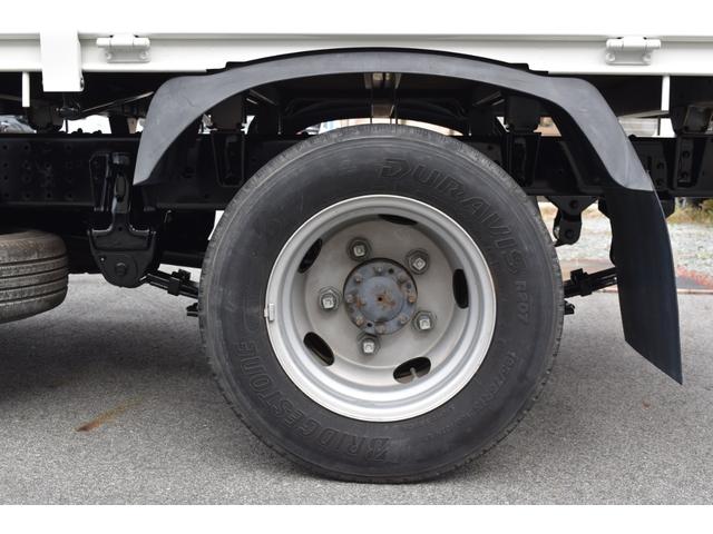 ダイナトラック フルジャストロー　衝突被害軽減ブレーキ　アイドルストップ　バックカメラ　Ｆコーナーセンサー　ＥＴＣ　左電動格納ミラー　パワーウィンドウ　集中ドアロック　２トン　２ｔ　ＡＴ　オートマ　リヤダブルタイヤ（41枚目）