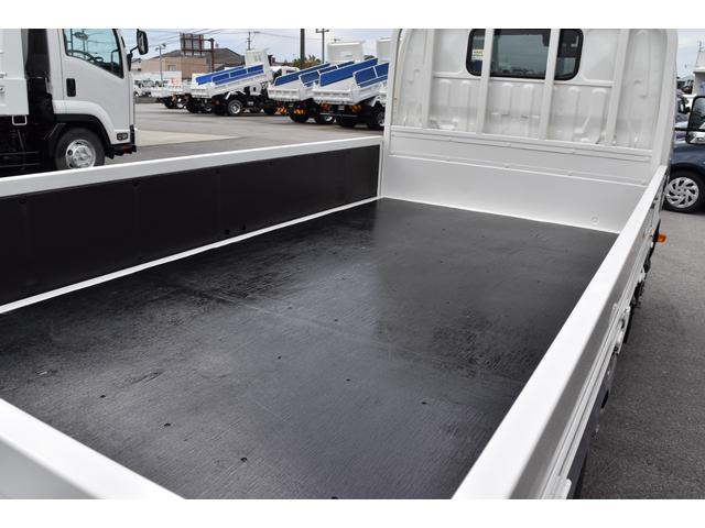 ダイナトラック フルジャストロー　衝突被害軽減ブレーキ　アイドルストップ　バックカメラ　Ｆコーナーセンサー　ＥＴＣ　左電動格納ミラー　パワーウィンドウ　集中ドアロック　２トン　２ｔ　ＡＴ　オートマ　リヤダブルタイヤ（57枚目）