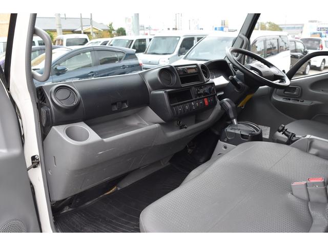 ダイナトラック フルジャストロー　衝突被害軽減ブレーキ　アイドルストップ　バックカメラ　Ｆコーナーセンサー　ＥＴＣ　左電動格納ミラー　パワーウィンドウ　集中ドアロック　２トン　２ｔ　ＡＴ　オートマ　リヤダブルタイヤ（60枚目）