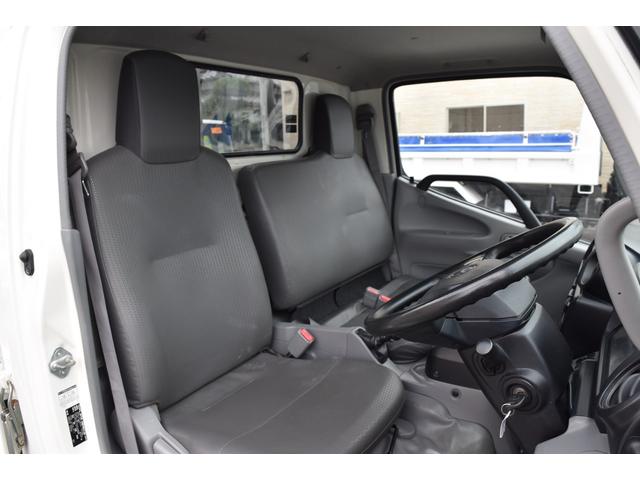 ダイナトラック フルジャストロー　衝突被害軽減ブレーキ　アイドルストップ　バックカメラ　Ｆコーナーセンサー　ＥＴＣ　左電動格納ミラー　パワーウィンドウ　集中ドアロック　２トン　２ｔ　ＡＴ　オートマ　リヤダブルタイヤ（62枚目）