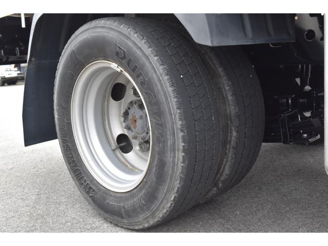 ダイナトラック フルジャストロー　衝突被害軽減ブレーキ　アイドルストップ　バックカメラ　Ｆコーナーセンサー　ＥＴＣ　左電動格納ミラー　パワーウィンドウ　集中ドアロック　２トン　２ｔ　ＡＴ　オートマ　リヤダブルタイヤ（65枚目）