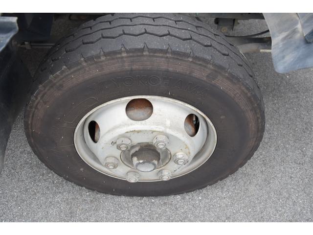 フォワード 4トンダンプ・4tダンプ・6速マニュアル・6MT・電動コボレーン・左電動格納ミラー・荷台ピン(22枚目)
