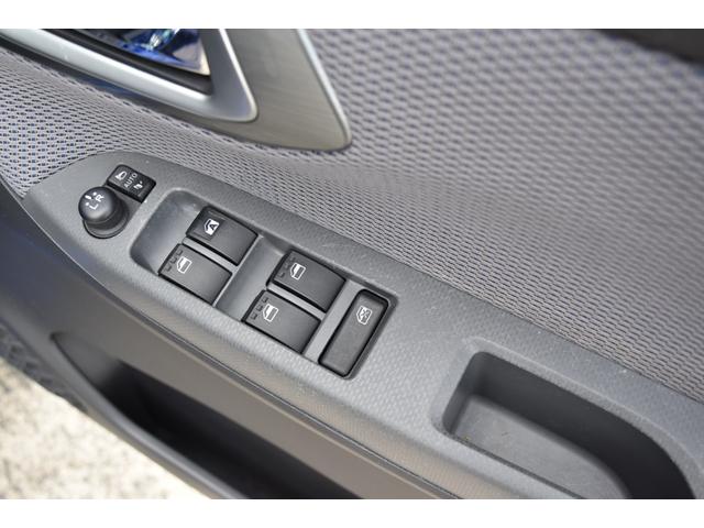 ムーヴ カスタム　Ｘ　ＳＡ　キーフリー　スマートアシスト　ナビ　ワンセグＴＶ　バックカメラ　ＥＴＣ　アイドリングストップ　オートエアコン　インフォメーションディスプレイ　アクセサリーソケット　助手席下収納ＢＯＸ　オートライト（68枚目）