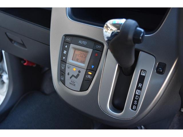 ムーヴ カスタム　Ｘ　ＶＳ　キーフリー　アイドリングストップ　オートライト　フォグランプ　オートエアコン　アクセサリーソケット　ナビ　ＴＶ　ブルートゥース　ＥＴＣ　社外革調シートカバー　助手席下収納ＢＯＸ　電動格納ミラー（7枚目）