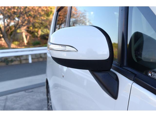 ムーヴ カスタム　Ｘ　ＶＳ　キーフリー　アイドリングストップ　オートライト　フォグランプ　オートエアコン　アクセサリーソケット　ナビ　ＴＶ　ブルートゥース　ＥＴＣ　社外革調シートカバー　助手席下収納ＢＯＸ　電動格納ミラー（60枚目）