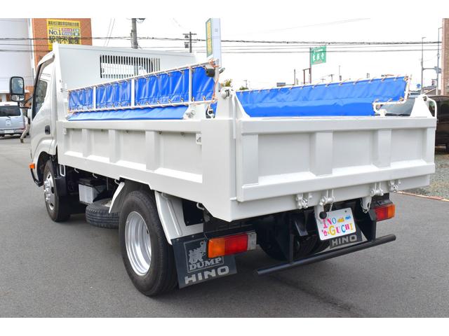 デュトロ 全低床ダンプ 3トン 3t ダンプ 全低床 荷台塗装済み MT 5速マニュアル ETC コボレーン エアバック 左電動格納ミラー 荷台フックピン(7枚目)