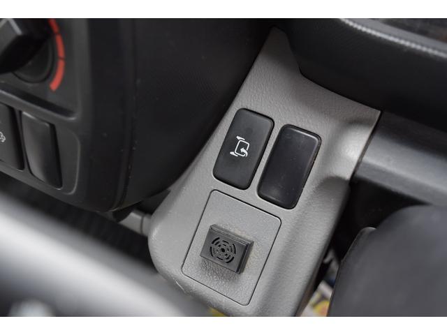 デュトロ 全低床ダンプ 3トン 3t ダンプ 全低床 荷台塗装済み MT 5速マニュアル ETC コボレーン エアバック 左電動格納ミラー 荷台フックピン(17枚目)