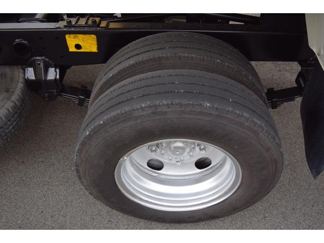 デュトロ 全低床ダンプ 3トン 3t ダンプ 全低床 荷台塗装済み MT 5速マニュアル ETC コボレーン エアバック 左電動格納ミラー 荷台フックピン(22枚目)