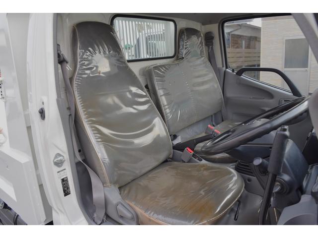 デュトロ 全低床ダンプ 3トン 3t ダンプ 全低床 荷台塗装済み MT 5速マニュアル ETC コボレーン エアバック 左電動格納ミラー 荷台フックピン(24枚目)