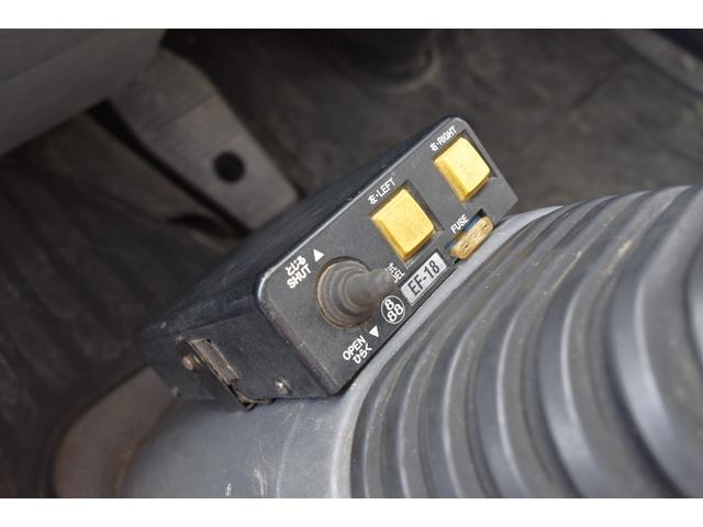 フォワード 4トン 4t 荷台塗装済み 6速マニュアル 6MT 電動コボレーン 荷台フックピン ディーゼルターボ 左電動格納ミラー キーレス(32枚目)