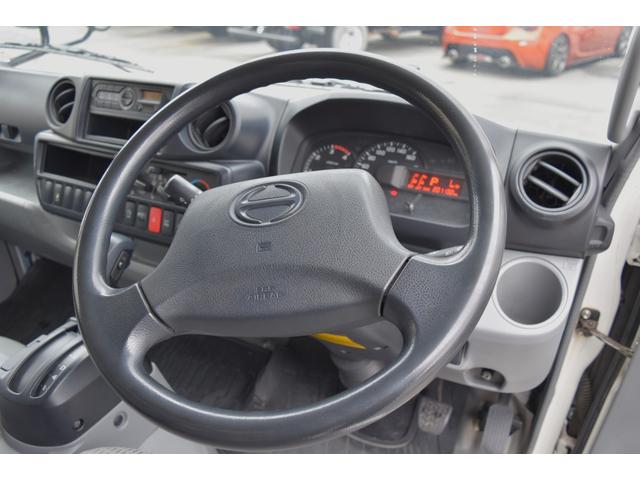 デュトロ 　２トン　２ｔ　幌車　ＡＴ　オートマ　アイドリングストップ　ＥＴＣ　プリクラッシュセーフティ　車線逸脱警報　左ドアミラー電動格納　荷室作業灯（8枚目）