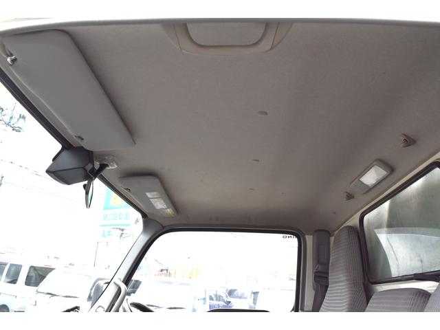 デュトロ 　２トン　２ｔ　幌車　ＡＴ　オートマ　アイドリングストップ　ＥＴＣ　プリクラッシュセーフティ　車線逸脱警報　左ドアミラー電動格納　荷室作業灯（12枚目）