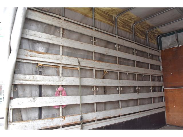 デュトロ 　２トン　２ｔ　幌車　ＡＴ　オートマ　アイドリングストップ　ＥＴＣ　プリクラッシュセーフティ　車線逸脱警報　左ドアミラー電動格納　荷室作業灯（17枚目）