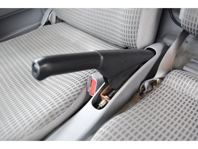 デュトロ 　２トン　２ｔ　幌車　ＡＴ　オートマ　アイドリングストップ　ＥＴＣ　プリクラッシュセーフティ　車線逸脱警報　左ドアミラー電動格納　荷室作業灯（32枚目）