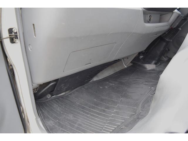 デュトロ 　２トン　２ｔ　幌車　ＡＴ　オートマ　アイドリングストップ　ＥＴＣ　プリクラッシュセーフティ　車線逸脱警報　左ドアミラー電動格納　荷室作業灯（36枚目）