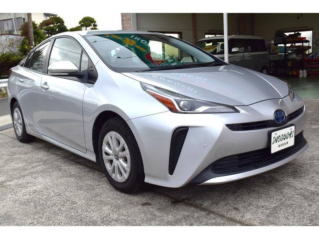 プリウス Ｓ　キーフリー　オートリトラクトミラー　純正ディスプレイ　ナビ　ミラキャスト　ブルートゥース　ＥＴＣ　バックカメラ　オートＬＥＤヘッドライト　セーフティセンス　ＬＴＡ　ＲＳＡ　クルコン　オートエアコン（18枚目）